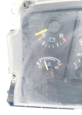 规格集群速度计 自动 7.3L 原始设备制造商 87 88 89 90 91 福特 F250 XLT — 第 1/4 张图片