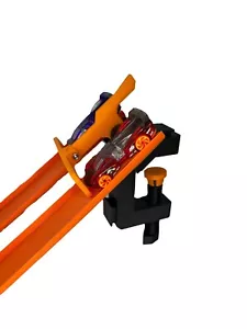 Starting Gate C Clamp - Compatible with Hot Wheels Racetracks 2-Lane Launch 1/64 - Picture 1 of 6