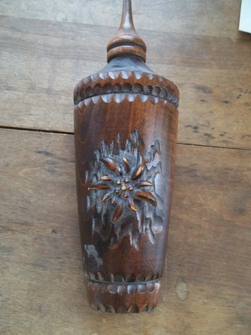 ANTIQUE (1900) NEWEL POST FINIAL, ORIGINAL CONDITION, ONE SIDE FLAT TO MEET WALL Cover
