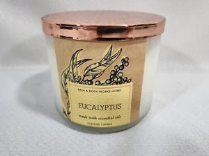 Bath & Body Works Candela 3 stoppini eucalipto fatta con oli essenziali nuovissima - Foto 1 di 3