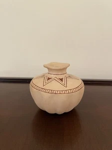 Vintage Mata Ortiz Melon Olla Tanware Pottery by Carmen Veloz - 3"H by 3.75"W - Picture 1 of 8
