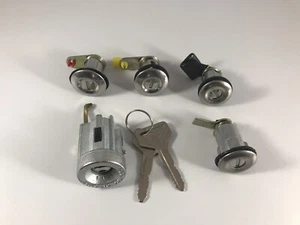 5 Pic Lock Set and key For Toyota Corolla TE71 door 1980 -1983 - Picture 1 of 7