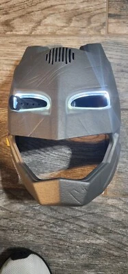 2015 Mattel Light Up Talking Grey Batman VS Superman Voice Changing Adult Mask - Image 1 of 4