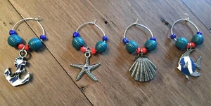 Neu 4er Set handgefertigte Weinglas Charm Getränk Marker (gefertigt in Texas) - Bild 1 von 5
