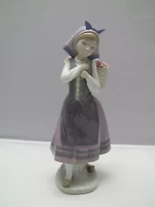 Lladro Nature's Bounty #1417 Mädchen mit Blumenkorb Figur/mit Box/Top - Bild 1 von 9