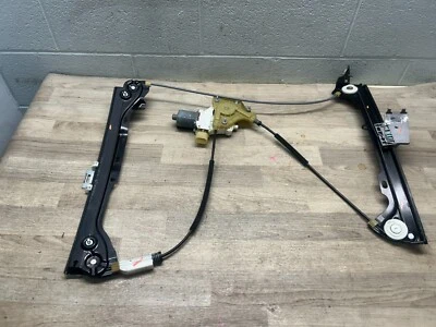 BMW OEM M3 335I 07-13 2-DR FRONT RIGHT PASSENGER DOOR WINDOW REGULATOR MOTOR - Image 1 of 4