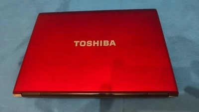 PC TOSHIBA Satellite R830 schermo da 13,3" processore i5 - SSD 500GB - RAM 8GB - Immagine 1 di 4