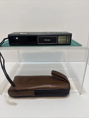 Vintage Vivitar 600 Pocket Instant 110 Film Camera and Case - Image 1 of 4