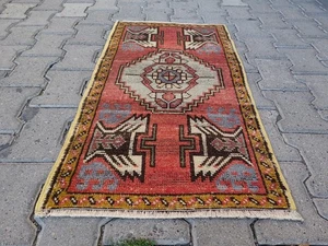 Vintage Turkish Rug Mat 3.1x1.7 ft | Coral Oushak Medallion - Picture 1 of 14