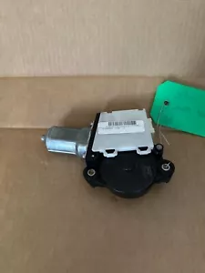 2012-2017 TOYOTA CAMRY / 2013-2018 TOYOTA AVALON SUNROOF MOTOR 471701-10110 - Picture 1 of 4