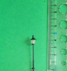 Y1-8  N  TT  10pcs  1:160 Scale Model Lights Train Railway Layout LED Lamps post - Picture 1 of 3