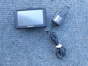 Garmin Nuvi 40LM 4.3-inch Portable GPS Navigator w/Lifetime Maps Bundle - Picture 1 of 5