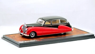 1:43 Matrix MX51705-251 Rolls Royce Freestone & Webb Silver Wraith #FLW26 1957 - Image 1 of 3
