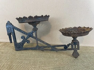 Antique Cast Iron Swing Arm Victorian Street Kerosene Oil Lamp Holder - Image 1 of 4