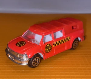 Vintage 1999 UNBRANDED FIRE DEPARTMENT PICKUP PICK UP TRUCK RESCUE 1:64 Suburban - Picture 1 of 7