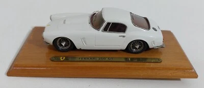 60704 Provence Moulage MRF 1/43 - Ferrari 250 GT - Immagine 1 di 4