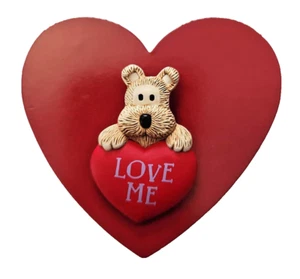 Broche Hallmark Pin San Valentín Vintage PERRO CORAZÓN CACHORRO Love Me 1997 NUEVO* NT - Imagen 1 de 4