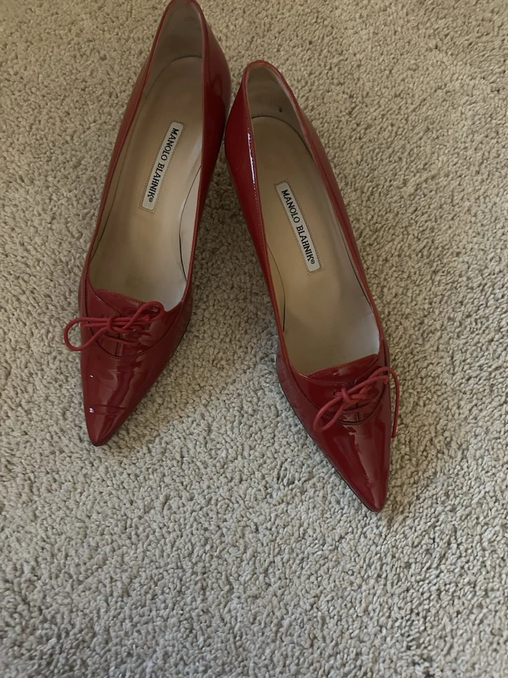 Tacón para mujer Manolo Blahnik talla 38,5 charol rojo hecho en Italia Foto 1 de 3