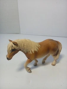Schleich Retired Halflinger 2006 With 2 Marchon Inc Saddle 1988 - Picture 1 of 7