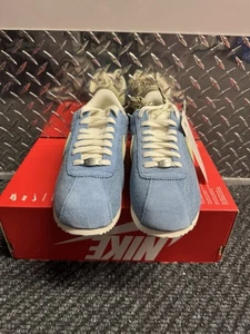 Brandneu Nike Cortez SE Denim blau weiß IH6354-004 Damengröße 9 Herren 7,5 - Bild 1 von 10
