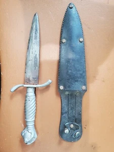 Vintage Dagger Korium Blade Eagle Claw Boot knife Made in Germany - Picture 1 of 5