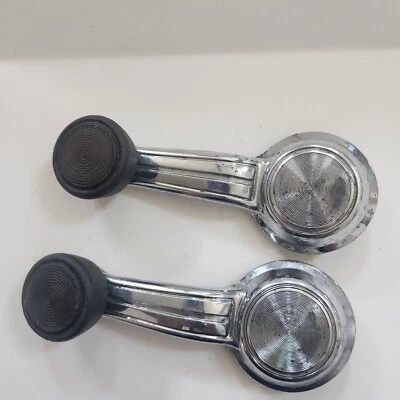 Par de manivela de ventana de manija de camioneta GM USADA 9715291 C30 C40 camioneta Chevrolet Foto 1 de 4