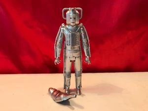 DOCTOR WHO CYBERMAN & CYBERMAT FIGURES - THE REVENGE OF THE CYBERMEN 4th DR ERA - Picture 1 of 2