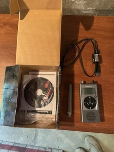 Radio Shack PRO-107 iSCAN Trunking Radio Scanner Tested & Working - Zdjęcie 1 z 6