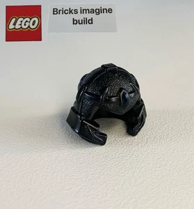 LEGO 60751 Minifigure Headgear Helmet Castle, Cheek Protection & Thin Bands -10C - Picture 1 of 4