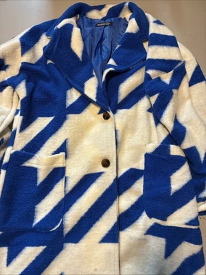 Boohoo Blue & White Oversized Dogtooth Wool Overcoat | Size 10 - Image 1 of 4