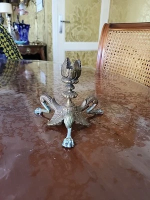 Ancien Bougeoir En Bronze Tripode Empire Palmette - Photo 1/4