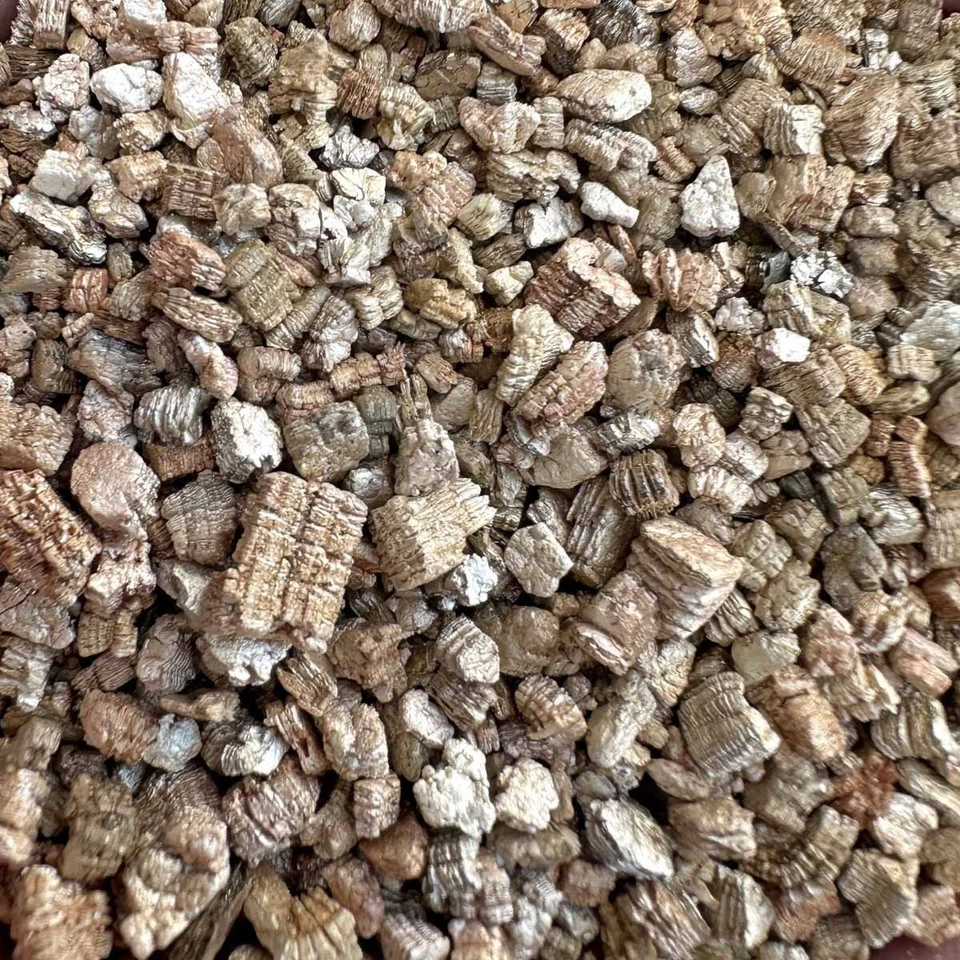 Premium Vermiculite 1L- 100L for Mixing with Compost seed egg hatching reptile - Image 1 of 1