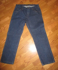 Wrangler~Pantalones de mezclilla oscuros~47MWZ~calce regular~Talla 38 x 30 - Imagen 1 de 12