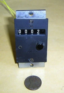 SODECO 4 DIGIT WITH RESET 24Vdc IMPULSE COUNTER TCeBZ4E-SWISS MADE - Imagen 1 de 2