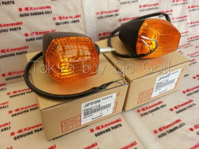 3Kawasaki Ninja ZX-6 ZX900 250R Turn Signal LH + RH set 23040-1116 Genuine OEM Foto 1 de 4