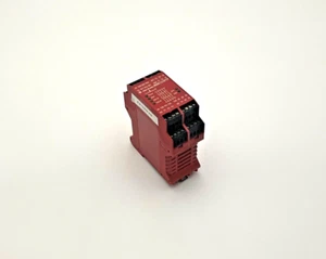 Allen Bradley 440R-C23139 GuardMaster 24 V relè di sicurezza Ser B MSR131RTP (TBI) - Foto 1 di 4