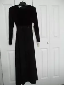 NEW Womans size 8 David Warren Black Long Sleeve Floor Length Fancy Formal Dress - Picture 1 of 2