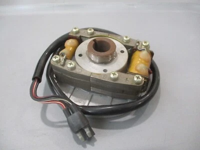 Nuevo de Lote Antiguo Suzuki OEM Conjunto Magneto 1971-1975 TM400 Cyclone 32100-16521 Foto 1 de 4