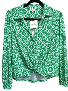 NWT Remi James NYC Women’s Green White Floral Print Wrap Long Sleeve Top Large - Picture 1 of 7
