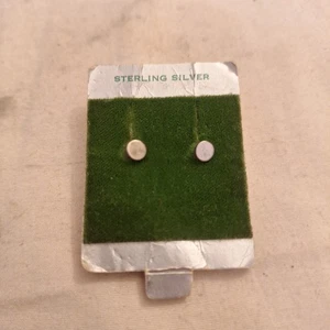 NEW NIP marked Sterling Silver earrings pierced vintage jewelry - Picture 1 of 2