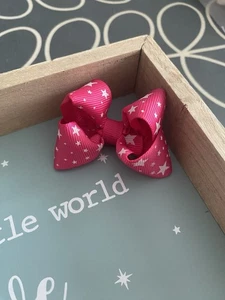 Small 2.5 inch Star Print Boutique Bow on alligator hair clip Pink - Picture 1 of 4