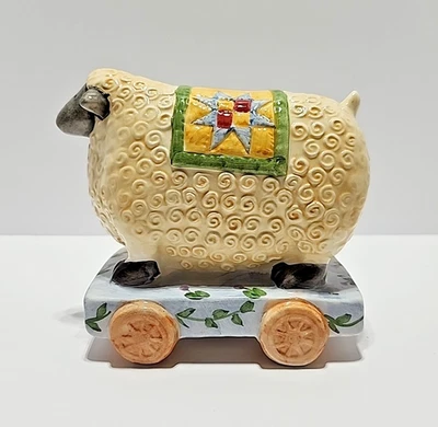 Banco de moedas de cerâmica infantil ovelha trem cordeiro berçário LEIA - Imagem 1 de 4