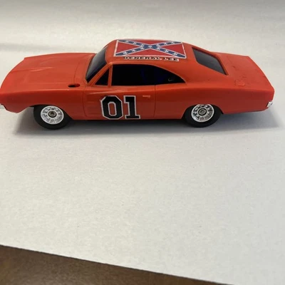 1980 PRO-CISION GENERAL LEE DUKES OF HAZZARD REMOTE CONTROL CAR NO REMOTE - Image 1 of 4
