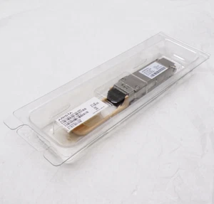 NEW Genuine ARISTA QSFP-40G-SRBD Optical Transceiver XVR-10066-20 - Picture 1 of 6