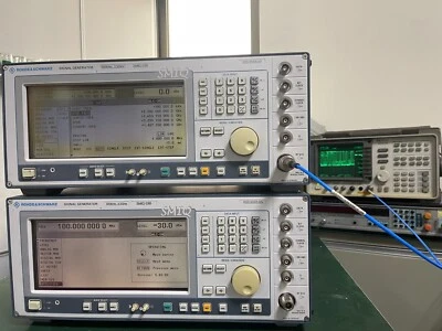 Rohde & Schwarz SMIQ03B Vector Signal Generator 300 kHz - 3.3 GHz _098_064 - Image 1 of 4