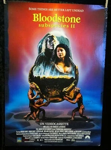Póster de tienda de videos Bloodstone Subespecies II🎬 autografiado por Ted Nicolaou 1993 - Imagen 1 de 3