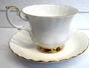 Royal Albert Val D'or Teacup & Saucer White Gold Footed Bone China Tea Cup - Picture 1 of 3