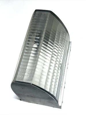 Новый из старых запасов Mercury Monterey 1969-1970 правая сторона пассажира парковочная лампа объектив C9MY-13208-A - Изображение 1 из 4