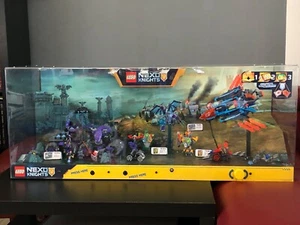 LEGO Nexo Knights Bundle In Displase Case With Lights - Picture 1 of 9