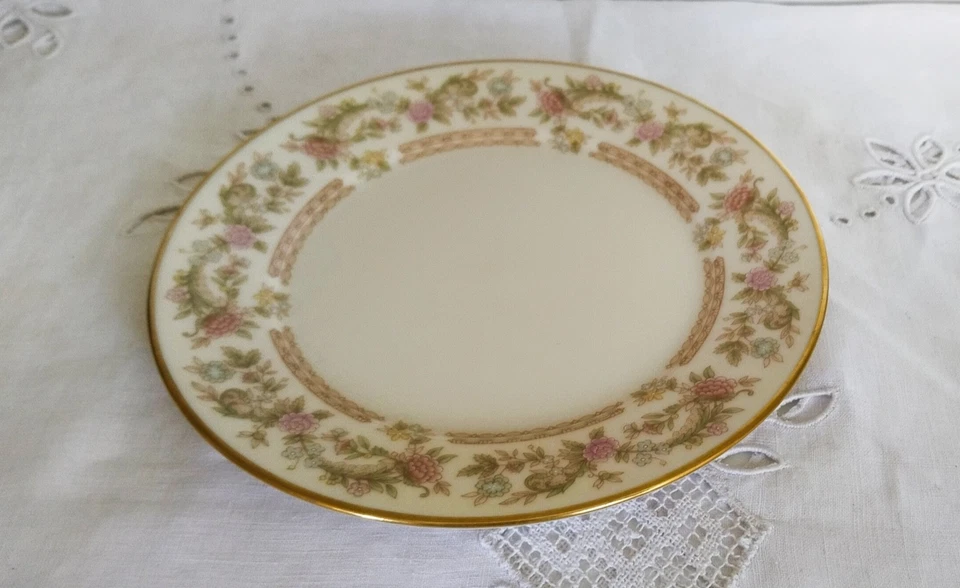Petite assiette Lenox Helmsley , made in USA , 16 cm - Photo 1/4